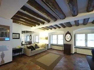 Di Palazzo Cicala 4*